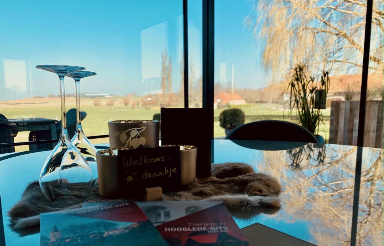 Koekeloeren Villa Hooglede Exteriör bild